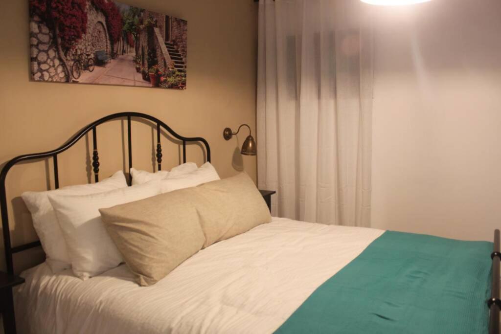נוף הארבל עם חלון לכינרת Apartamento Migdal Exterior foto